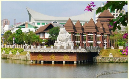 装修房间门口如何选（装修房间门口如何选灯具）