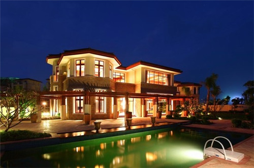 在兴文县加盟汽车美容风险大不大，车车净加盟在兴文县开店优势大吗